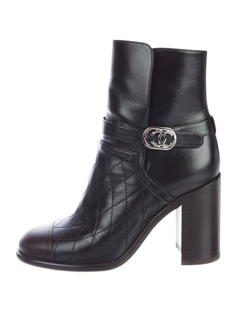 cap toe shoes womens chanel|chanel cap toe boots.